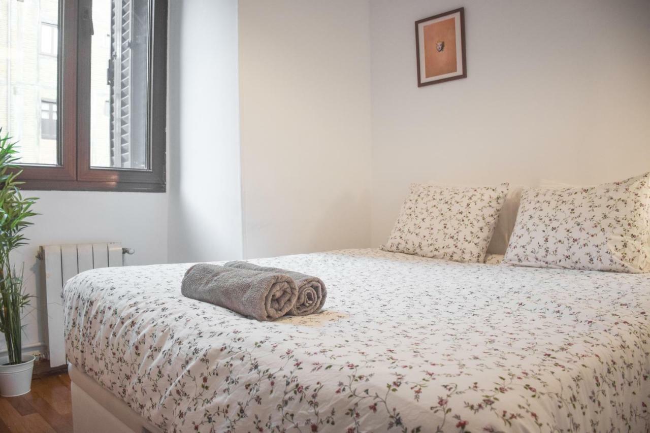 San Sebastian'S Most Historic Street! Modern Stay Exterior photo